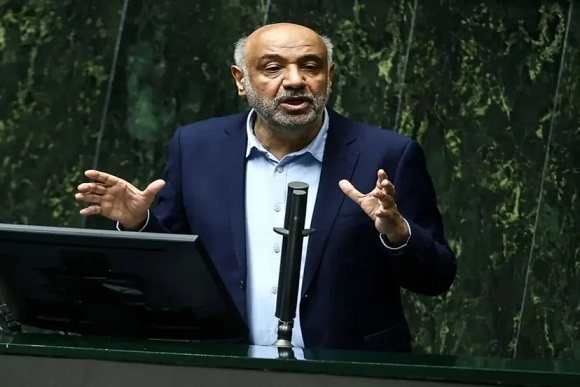 وزیر کار: تزریق تسهیلات بانکی فراتر از نیاز واحدهای تولیدی می‌تواند مشکلاتی ایجاد کند